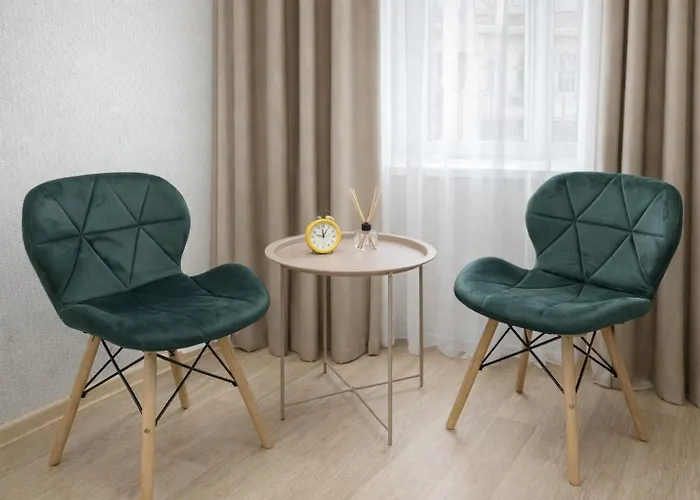 між центром та залізничним вокзалом вулиця городоцька