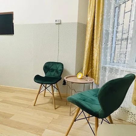 між центром та залізничним вокзалом вулиця городоцька Διαμέρισμα Λβιβ