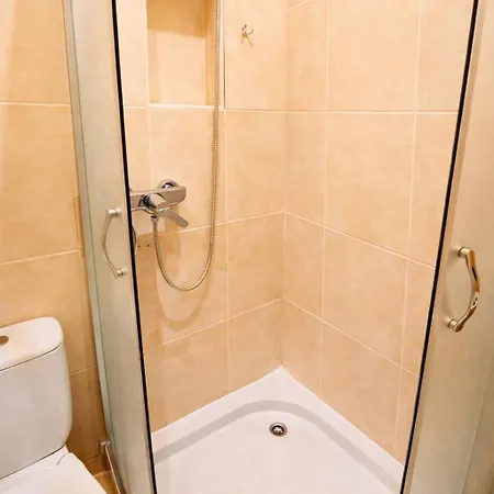 Appartement між центром та залізничним вокзалом вулиця городоцька